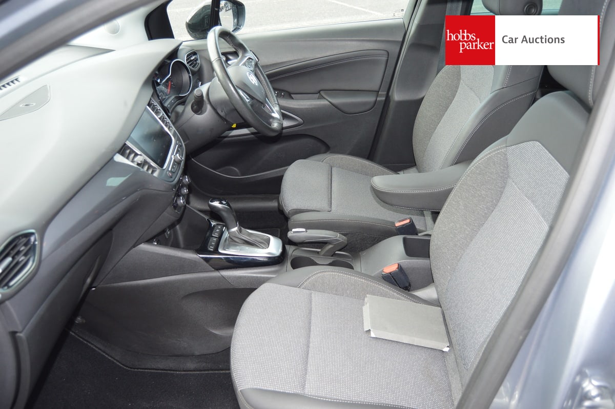 VAUXHALL CROSSLAND ELITE EDITION T image 13