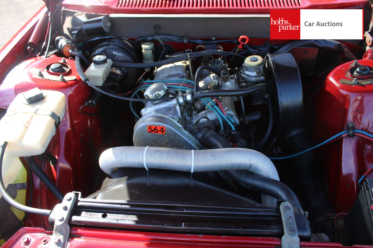 VOLVO 244 DL image 35