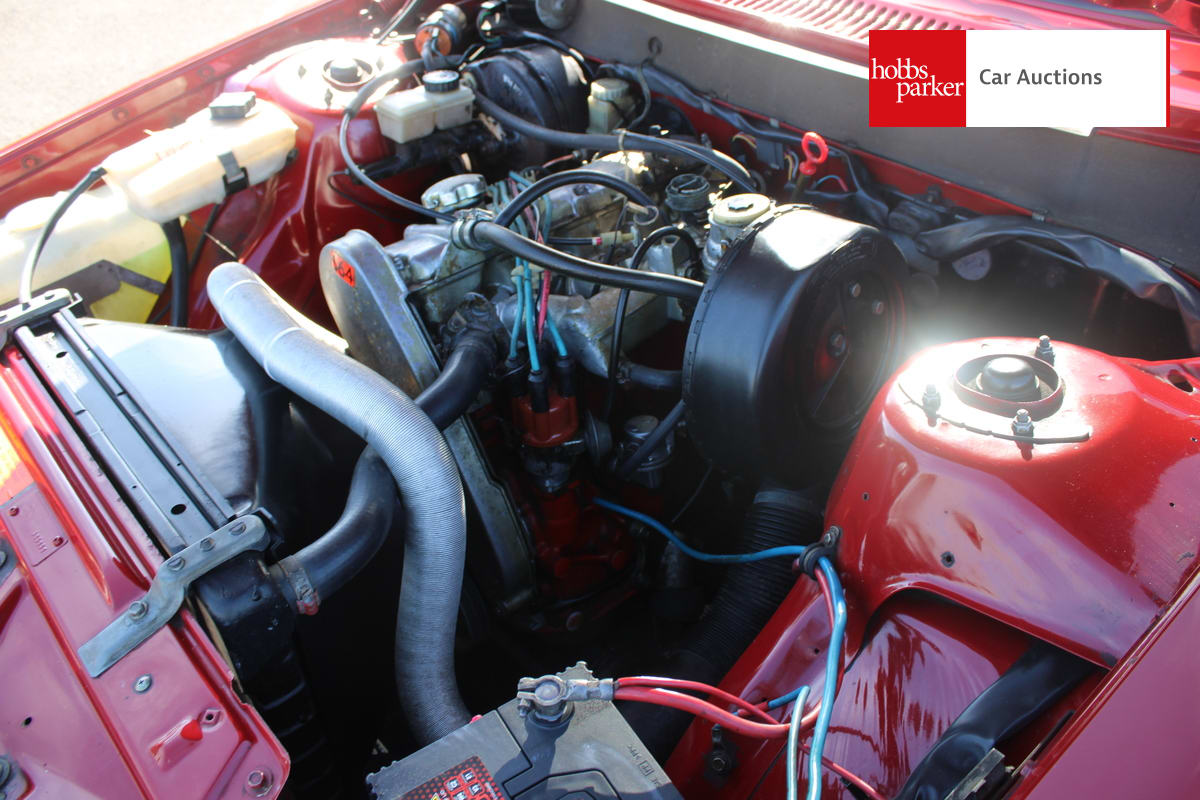 VOLVO 244 DL image 36
