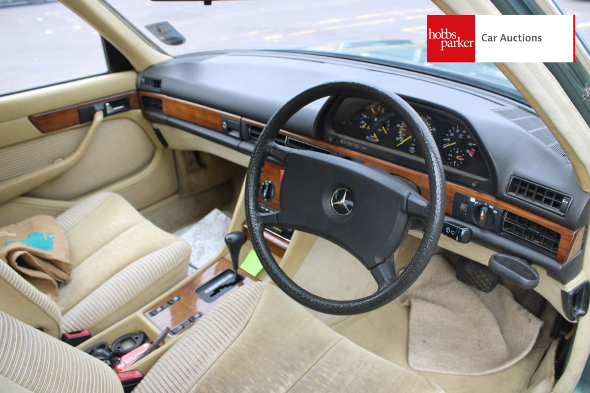 MERCEDES 380 SE Auto W126 image 17