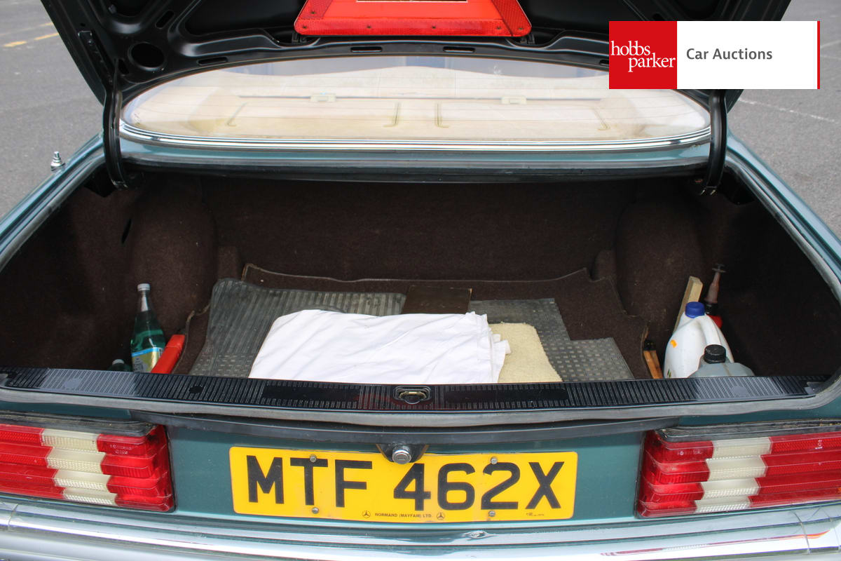 MERCEDES 380 SE Auto W126 image 20