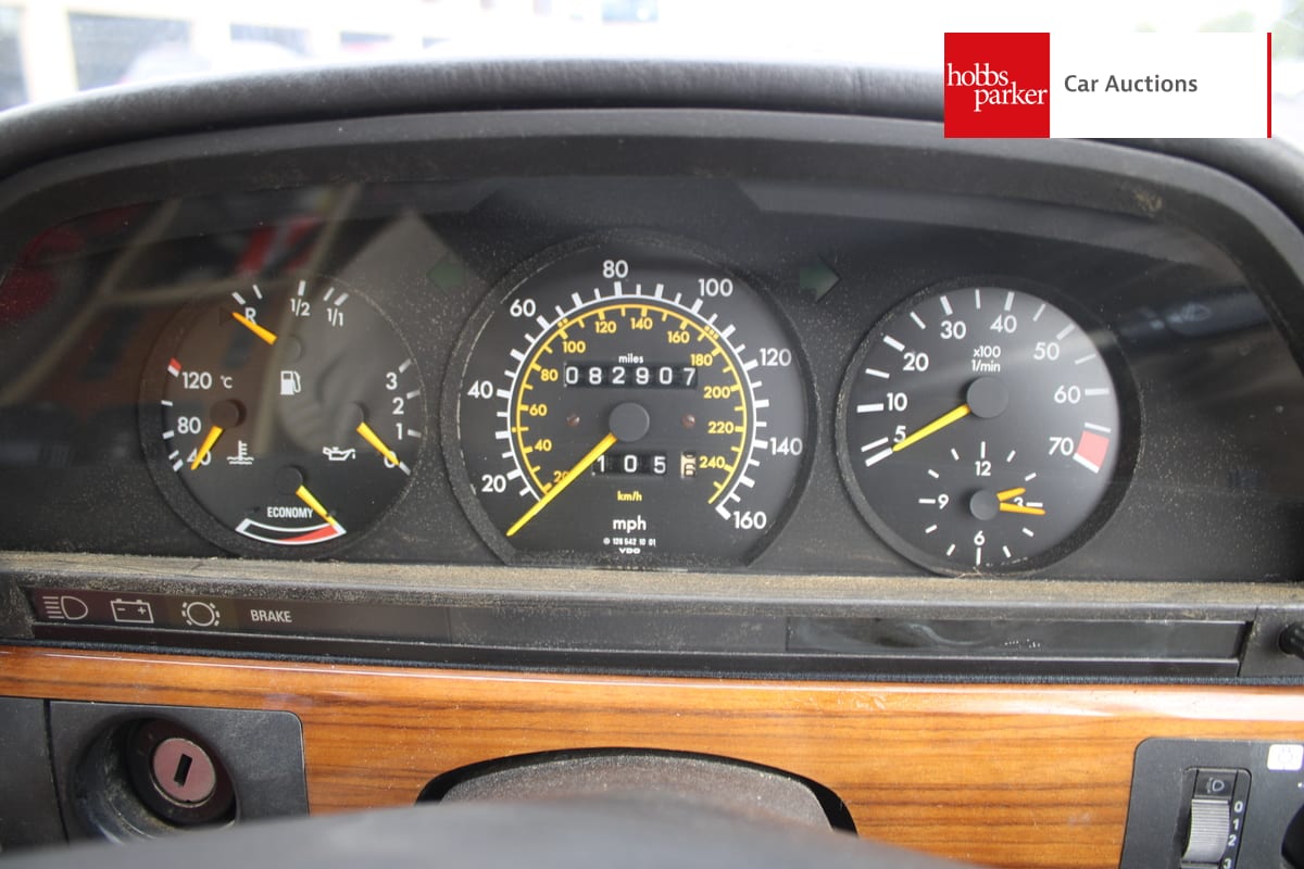 MERCEDES 380 SE Auto W126 image 27
