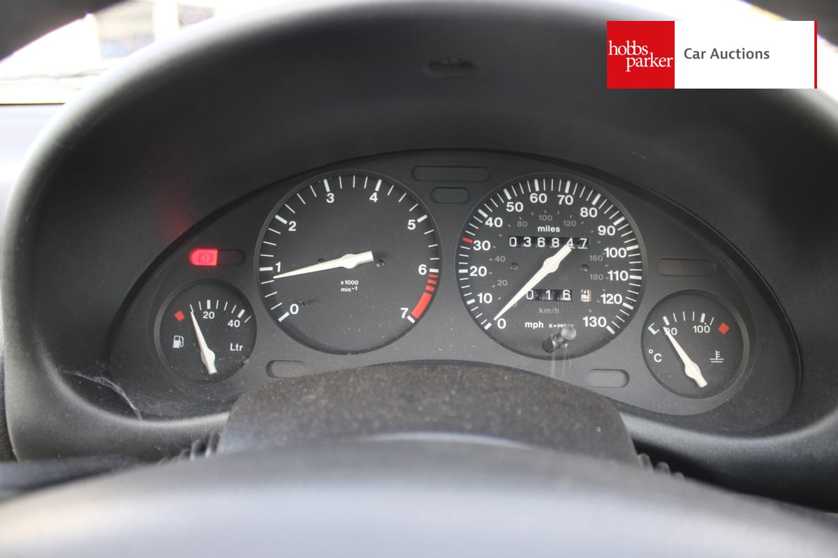 VAUXHALL CORSA GLS 16V image 22