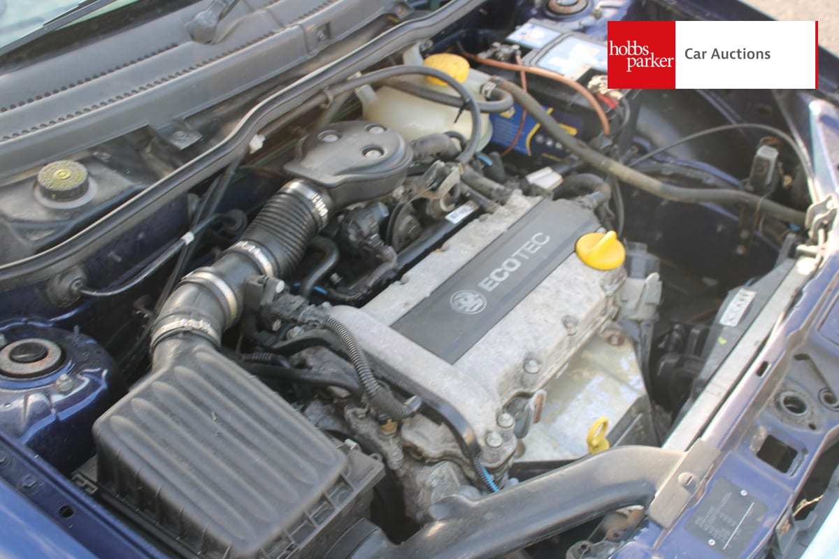 VAUXHALL CORSA GLS 16V image 26