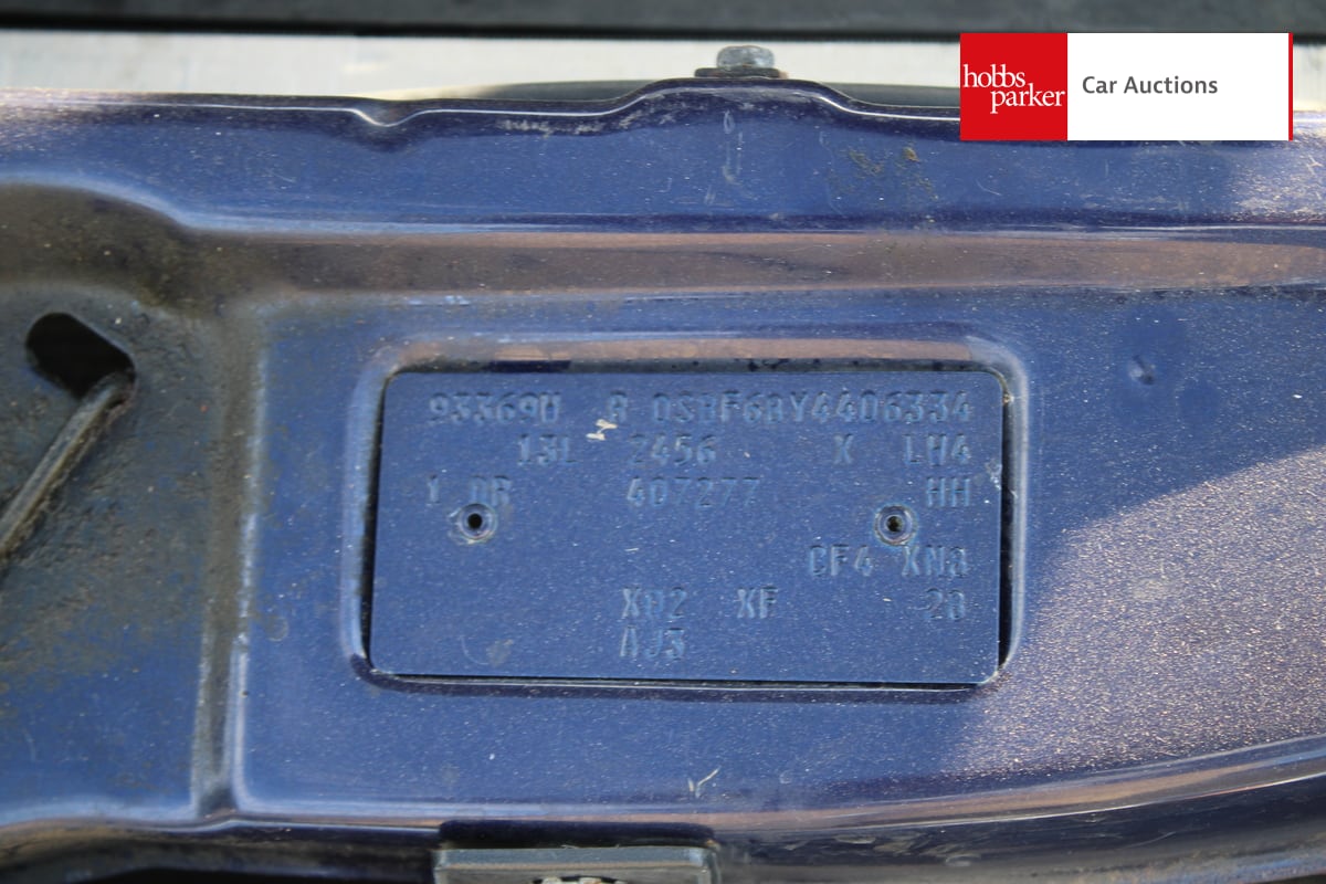 VAUXHALL CORSA GLS 16V image 28