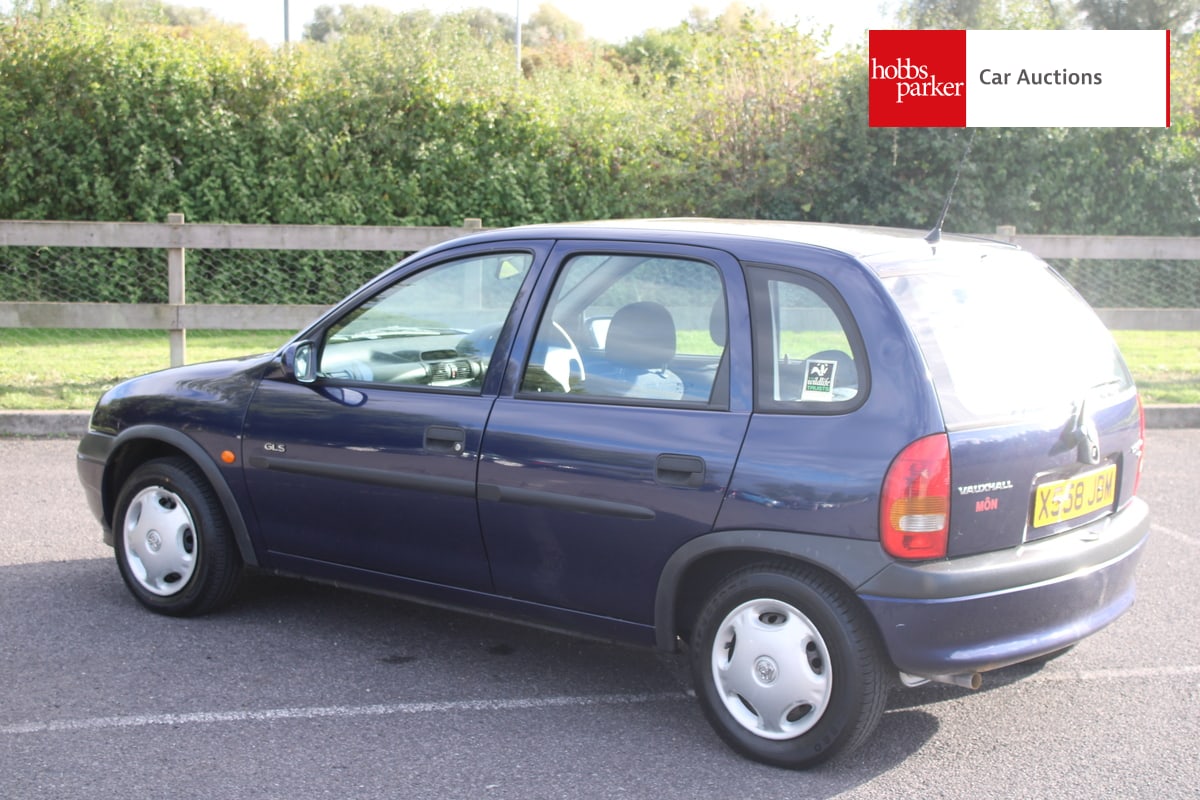 VAUXHALL CORSA GLS 16V image 5