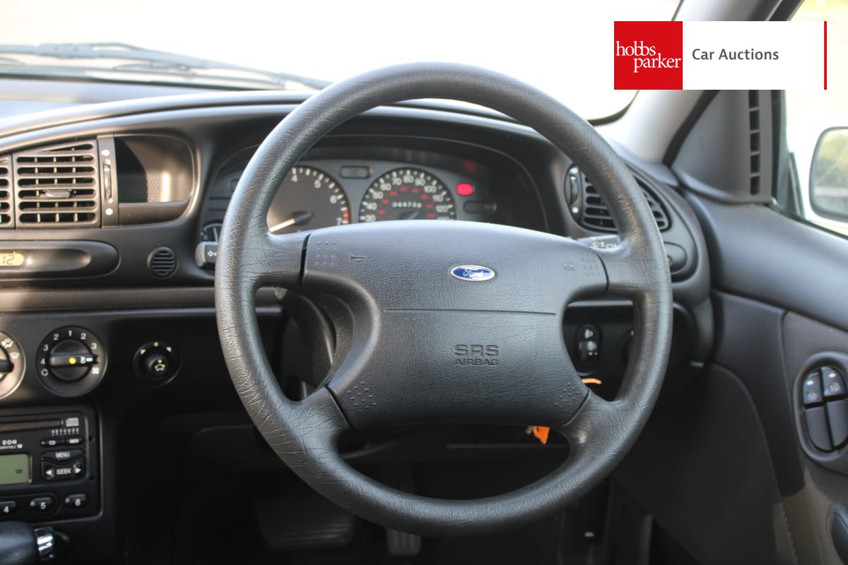 FORD MONDEO GLX AUTO image 27