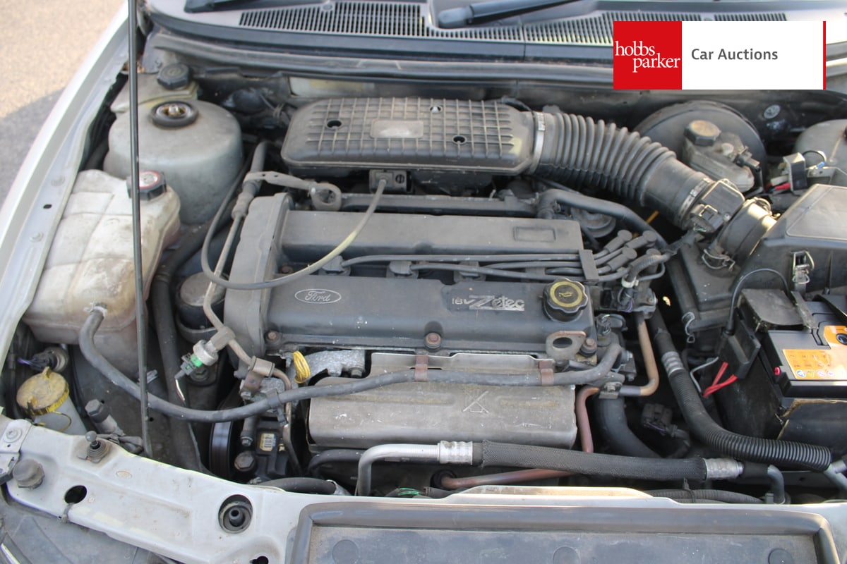FORD MONDEO GLX AUTO image 29