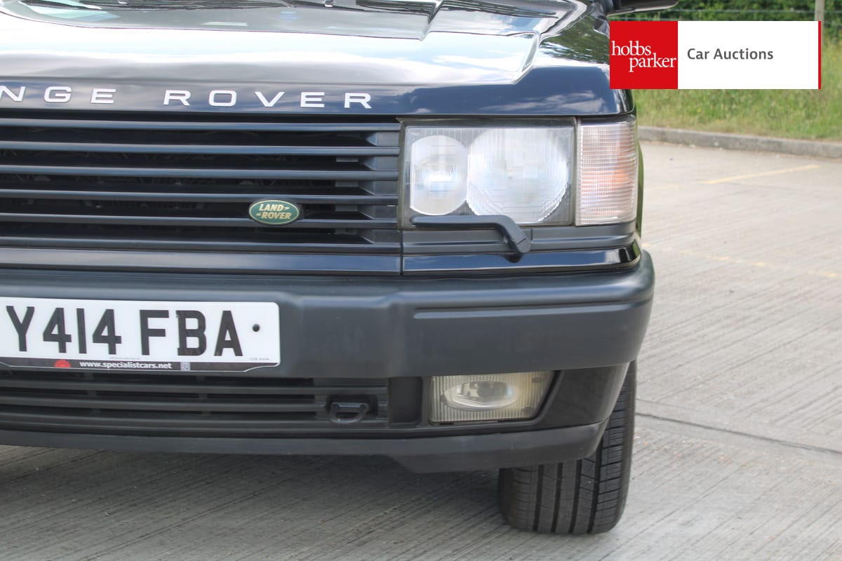 LAND ROVER RANGEROVER 4.6 VOGUE AUTO image 13