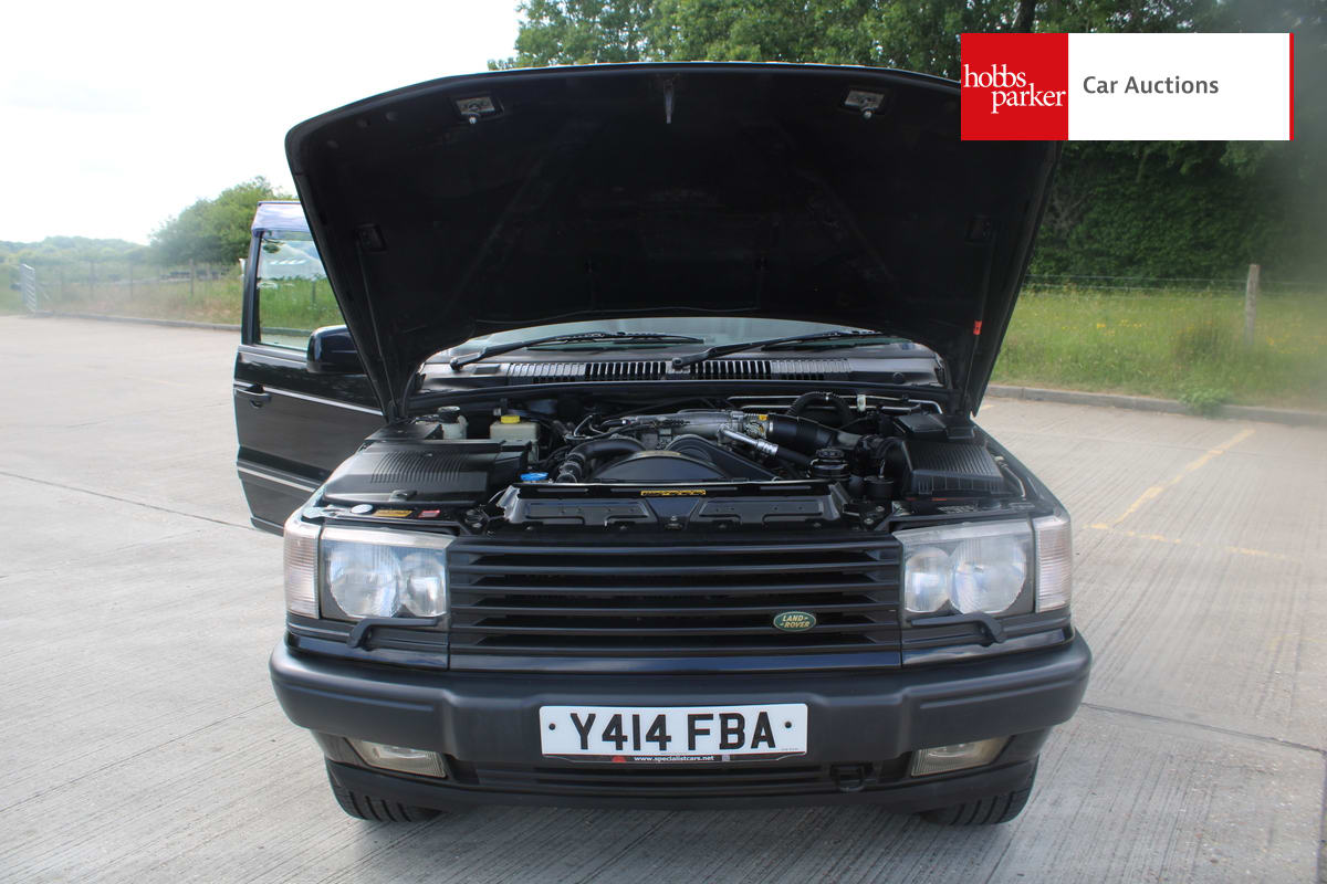 LAND ROVER RANGEROVER 4.6 VOGUE AUTO image 35