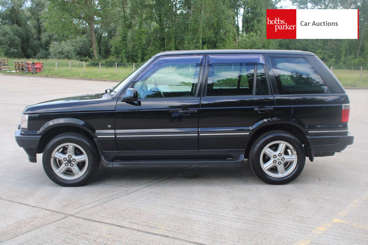 LAND ROVER RANGEROVER 4.6 VOGUE AUTO image 6
