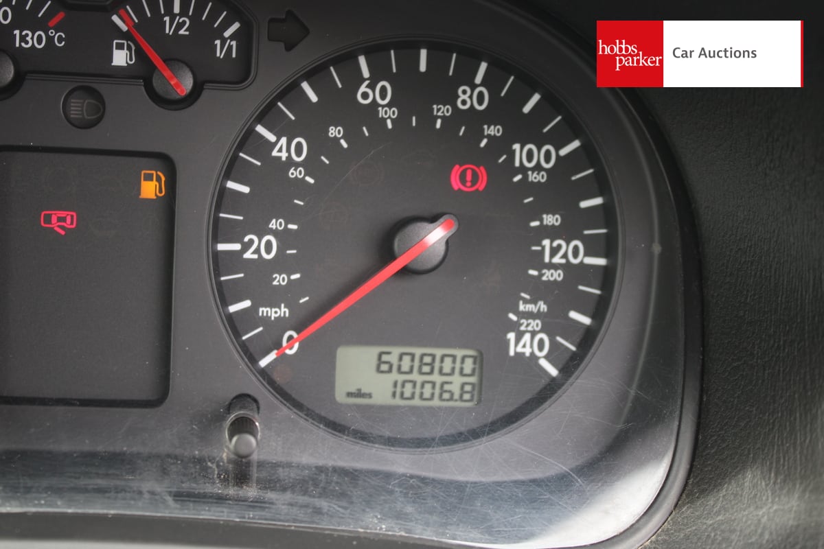 VOLKSWAGEN GOLF image 19