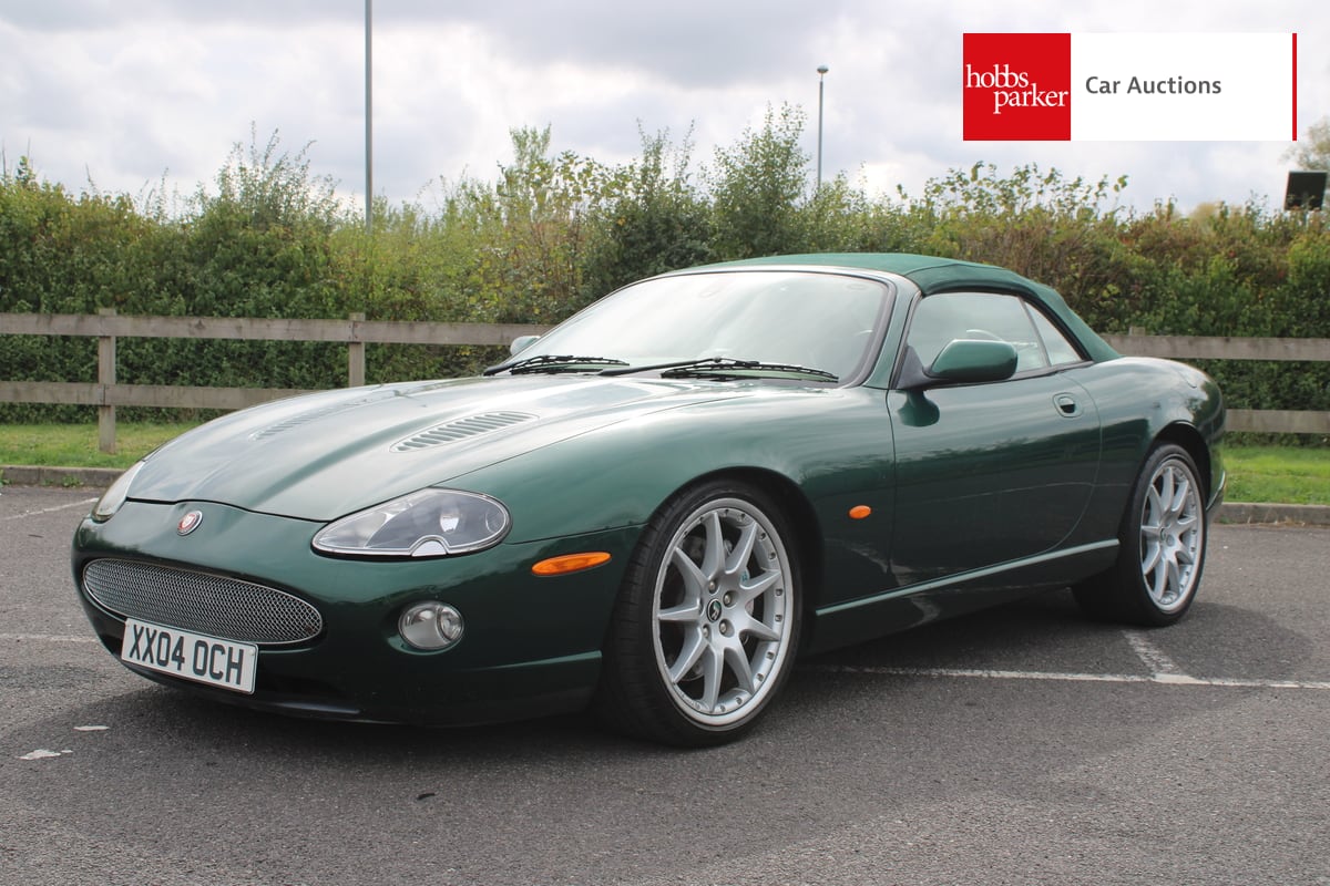 JAGUAR XKR CONVERTIBLE AUTO image 28