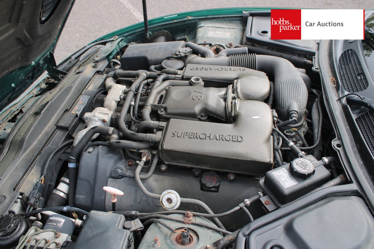 JAGUAR XKR CONVERTIBLE AUTO image 32