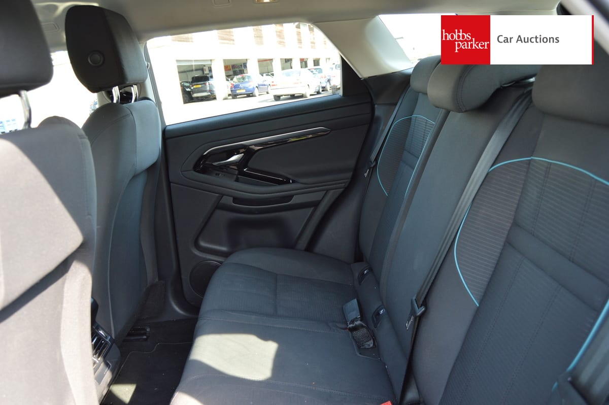 LAND ROVER RANGE ROVER EVOQUE D 4X2 image 14