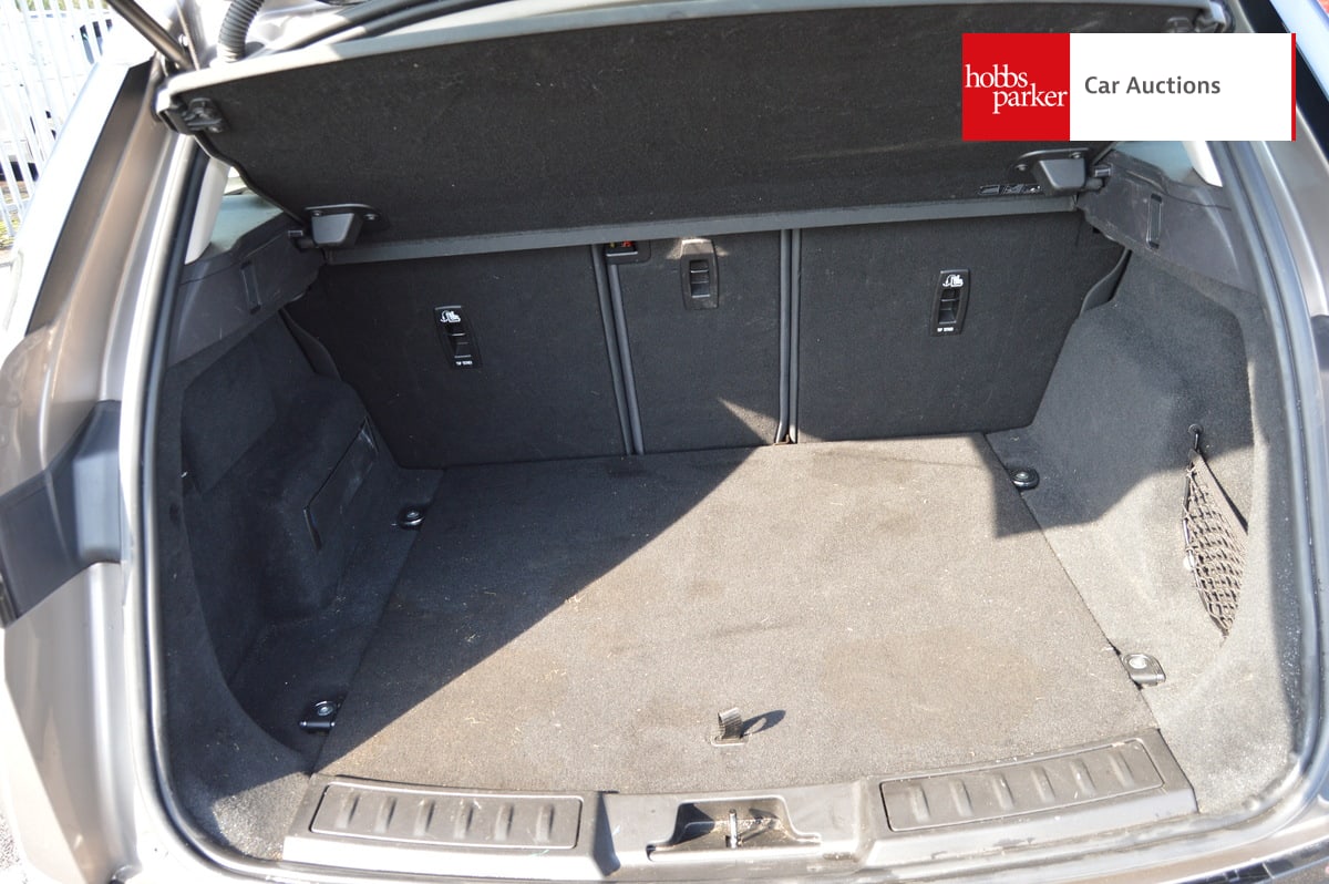 LAND ROVER RANGE ROVER EVOQUE D 4X2 image 15