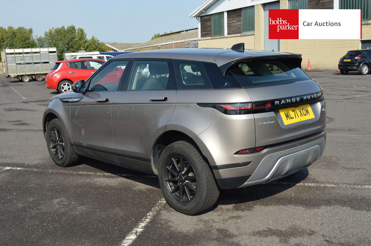 LAND ROVER RANGE ROVER EVOQUE D 4X2 image 5