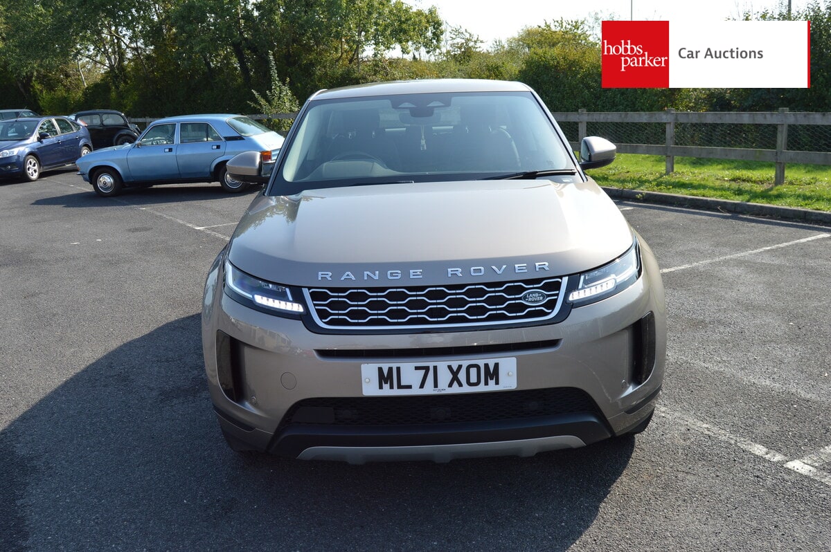 LAND ROVER RANGE ROVER EVOQUE D 4X2 image 8