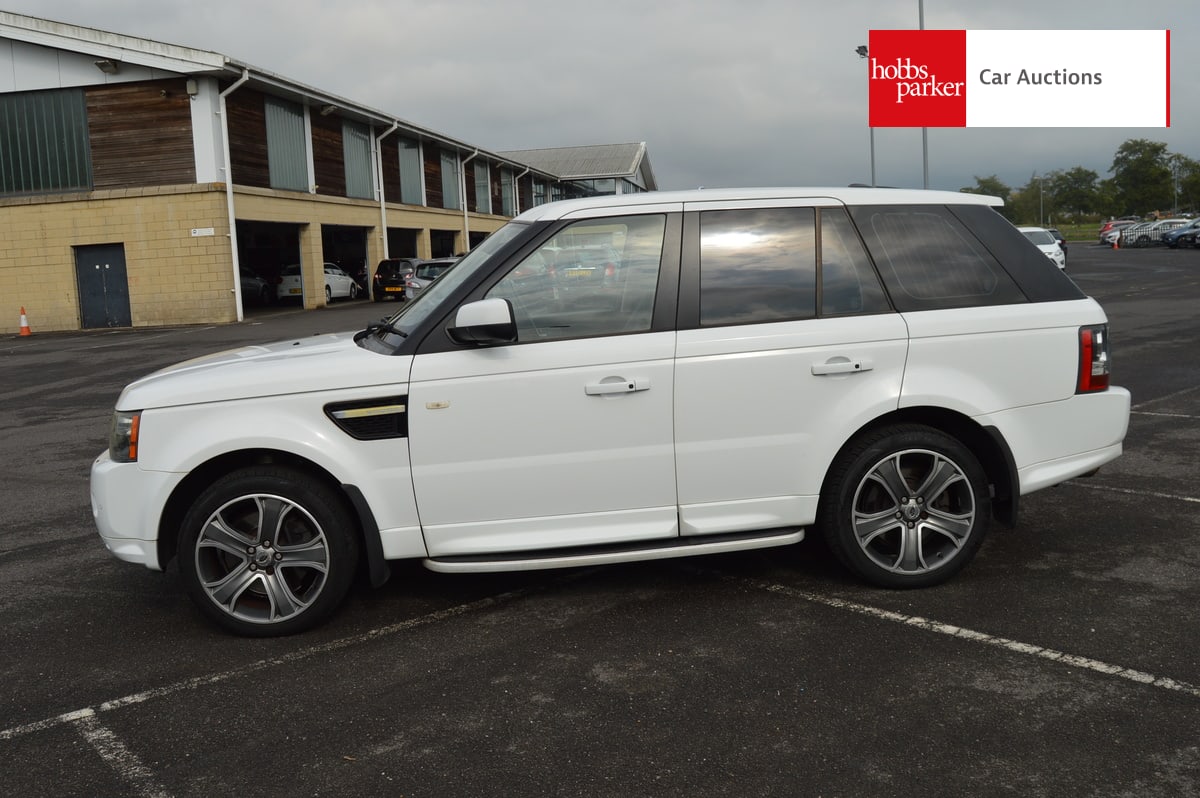 LAND ROVER RANGE ROVER SP HSE TDV6 A image 6
