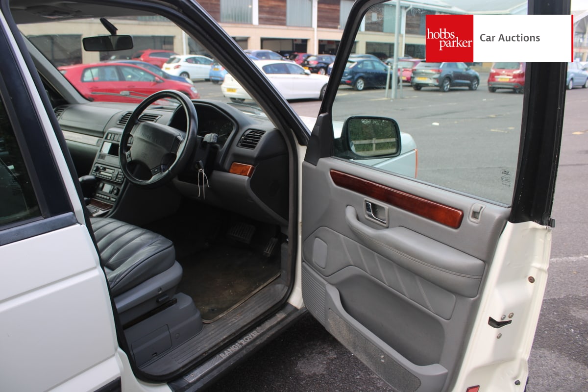 LAND ROVER RANGEROVER 4.0 SE P38 image 16