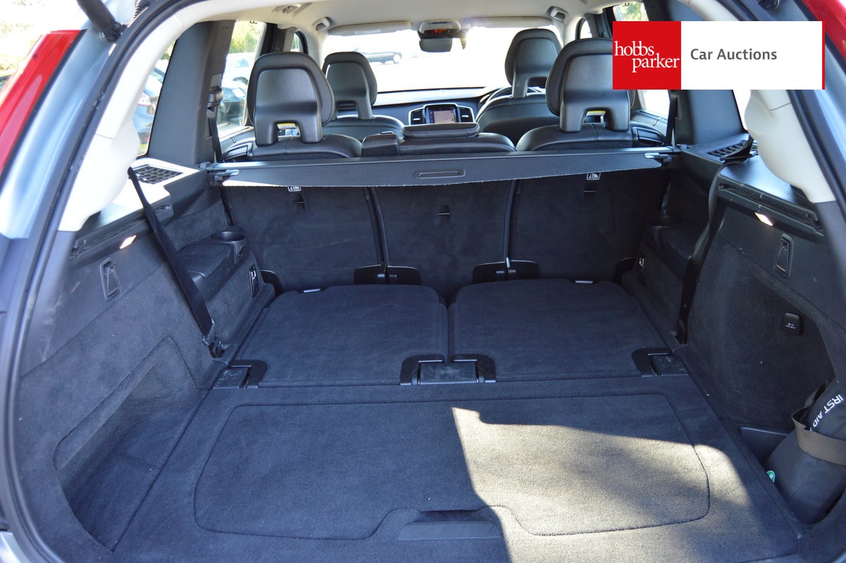 VOLVO XC90 MOMENTUM D5 AWD AUTO image 15