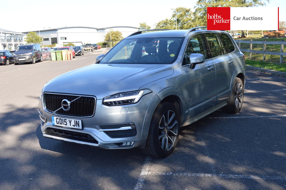 VOLVO XC90 MOMENTUM D5 AWD AUTO image 7