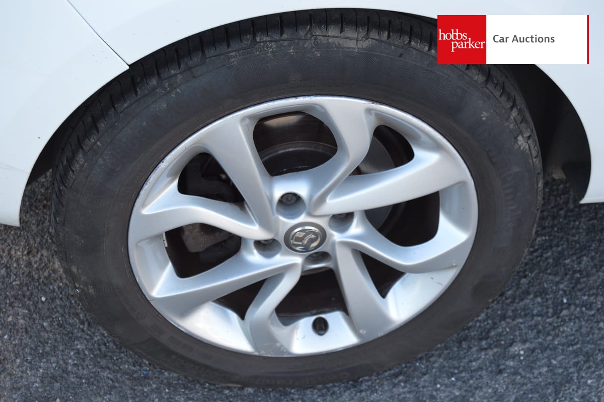 VAUXHALL CORSA SPORTIVE CDTI S/S image 11