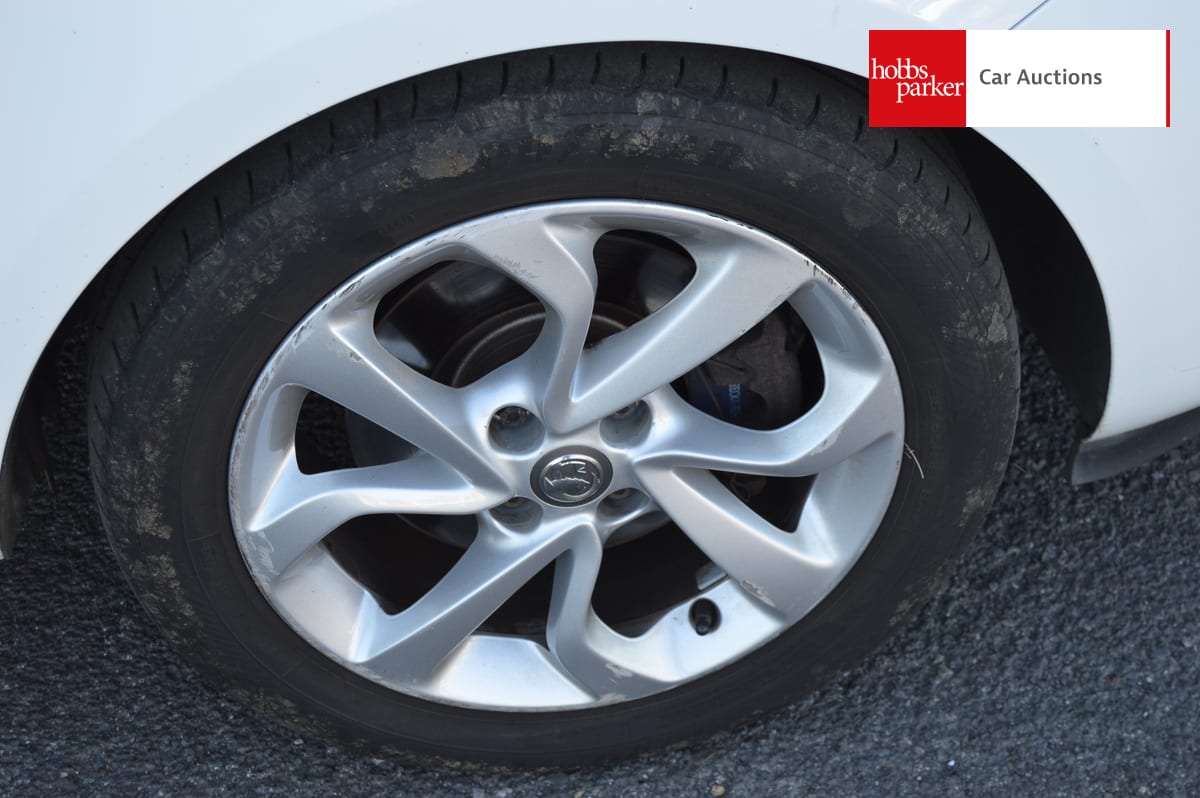 VAUXHALL CORSA SPORTIVE CDTI S/S image 12