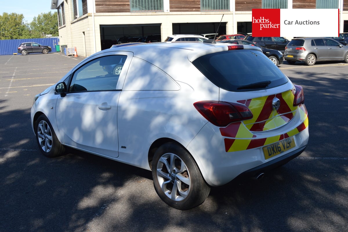 VAUXHALL CORSA SPORTIVE CDTI S/S image 5