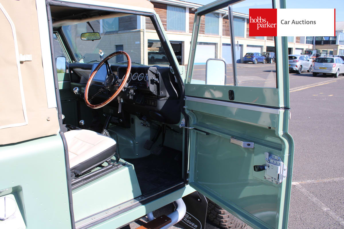 LAND ROVER 90 4C REG DT DIESEL image 25