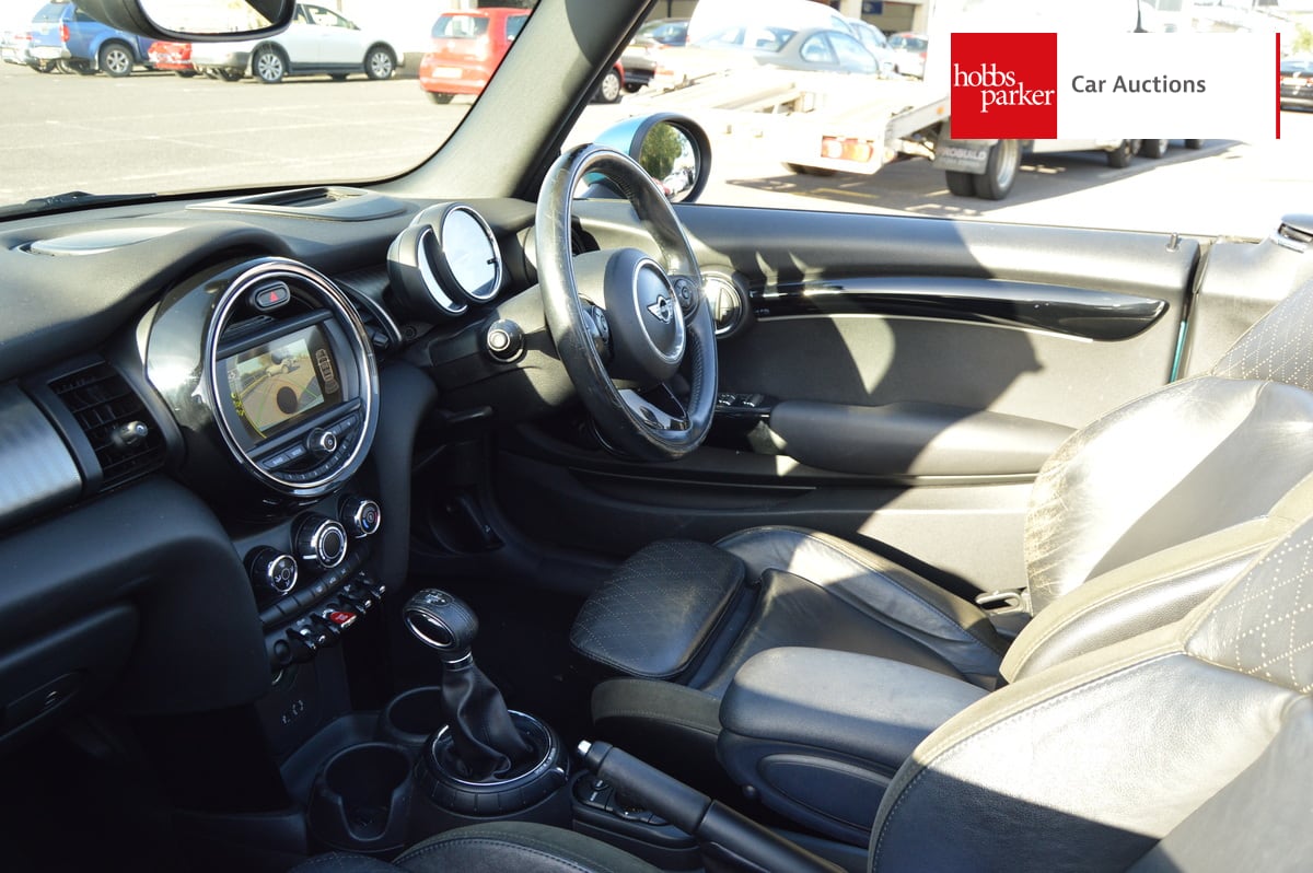 MINI COOPER image 13