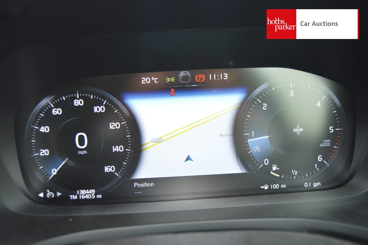VOLVO V60 MOMENTUM D3 image 17