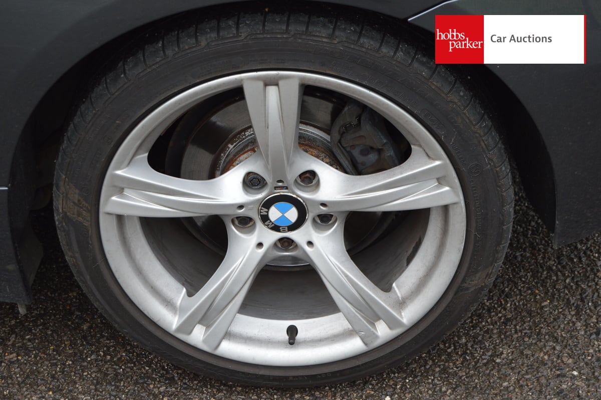 BMW Z4 SDRIVE20I M SPORT image 10