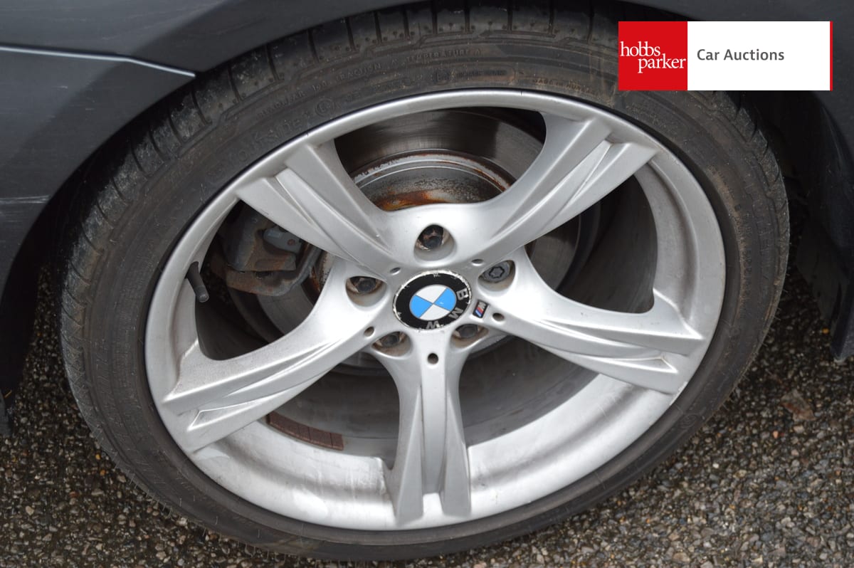 BMW Z4 SDRIVE20I M SPORT image 11