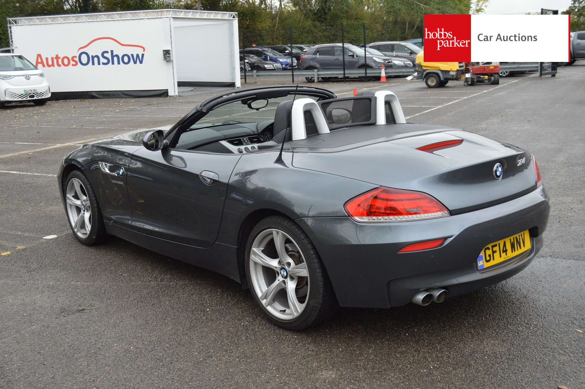BMW Z4 SDRIVE20I M SPORT image 5