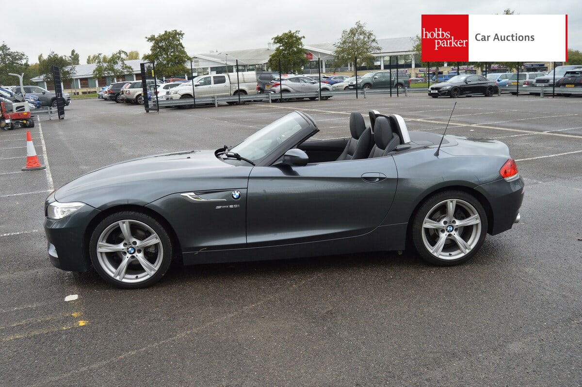BMW Z4 SDRIVE20I M SPORT image 6
