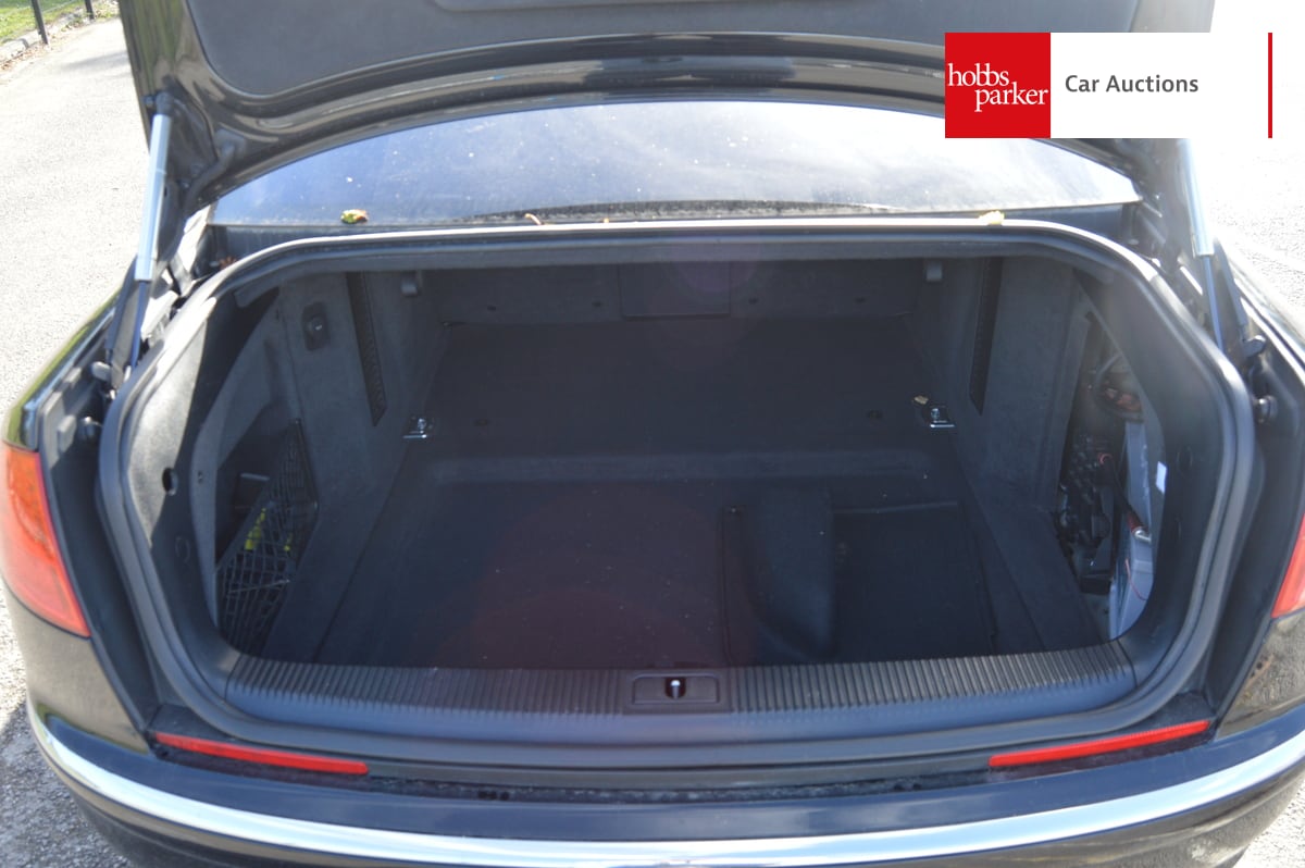 AUDI S8 V10 QUATTRO A image 15