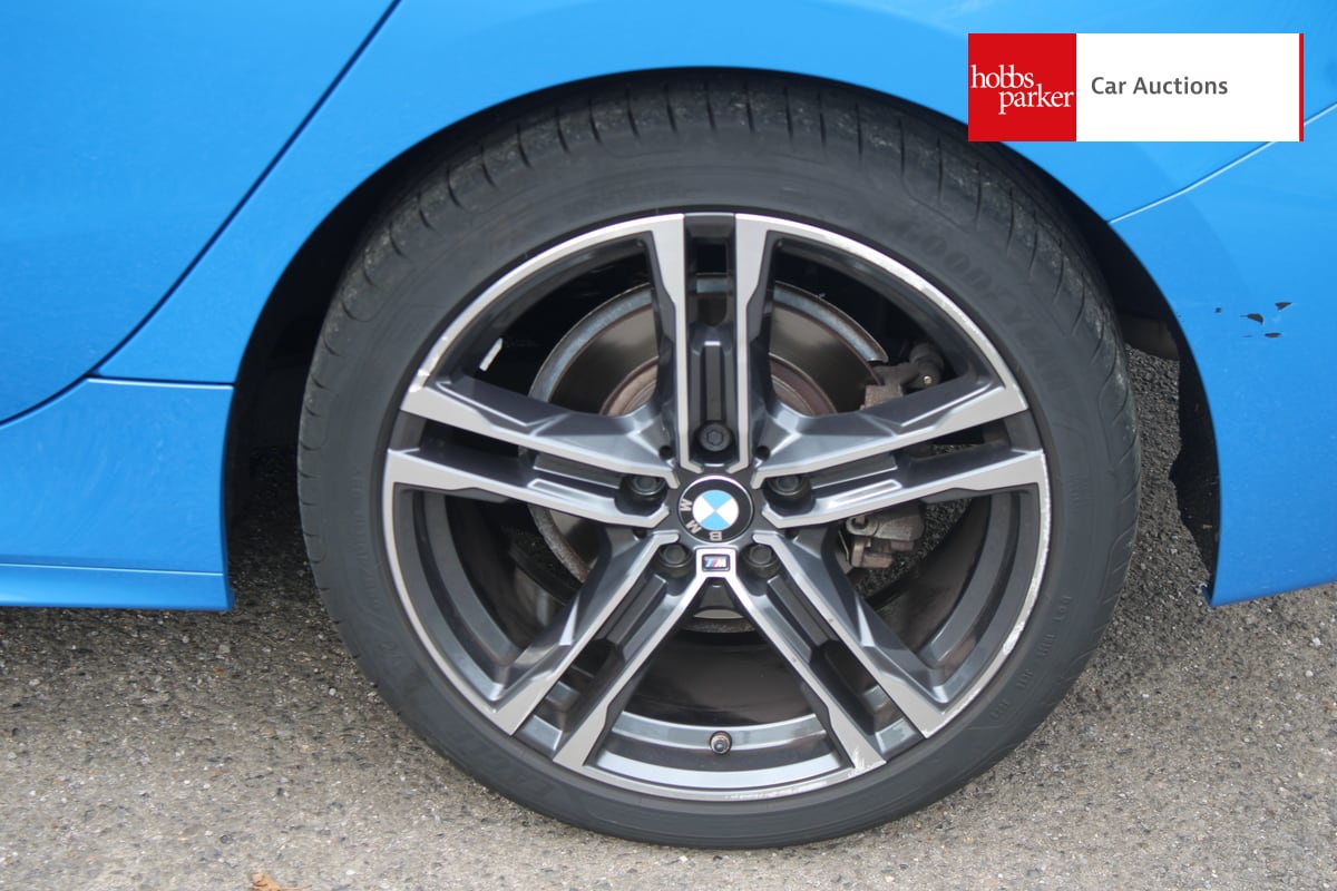 BMW 118I M SPORT AUTO image 11