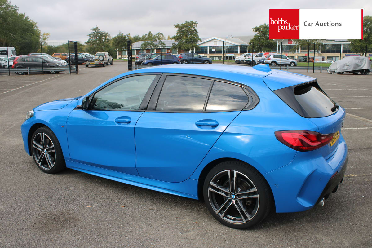 BMW 118I M SPORT AUTO image 5