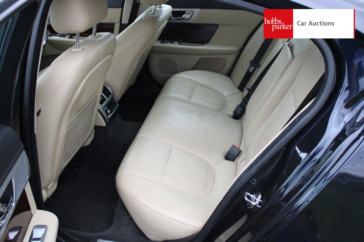 JAGUAR XF LUXURY D AUTO image 13