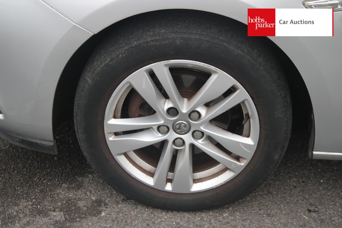 VAUXHALL ASTRA DESIGN CDTI image 12