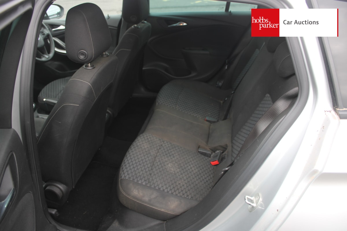 VAUXHALL ASTRA DESIGN CDTI image 14