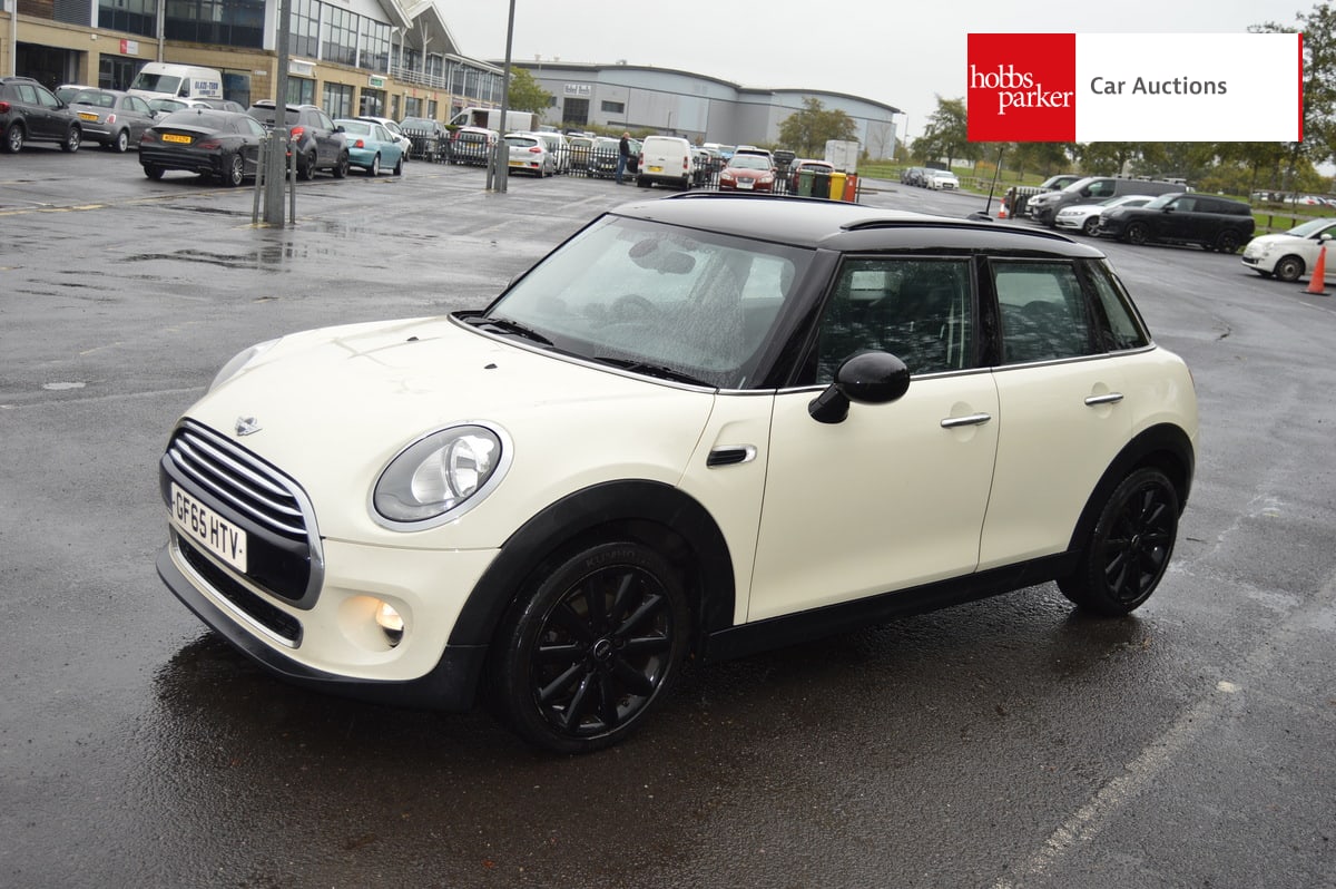 MINI COOPER image 7