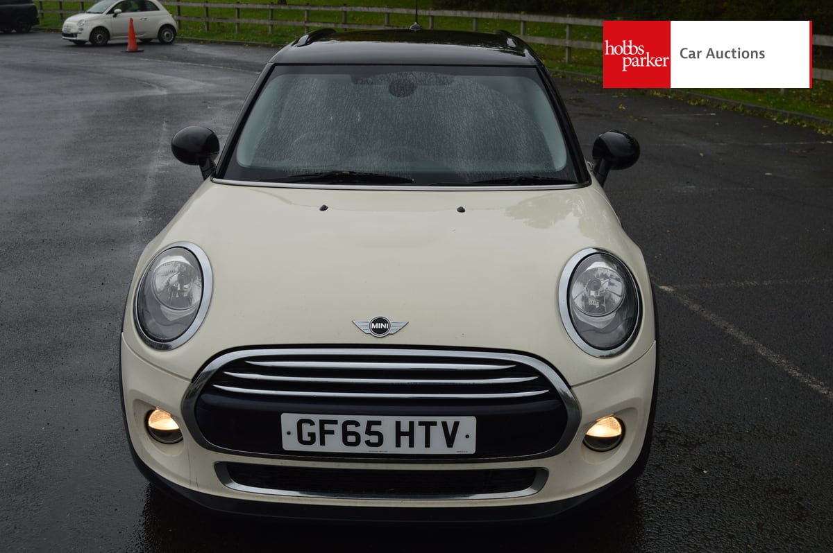 MINI COOPER image 8