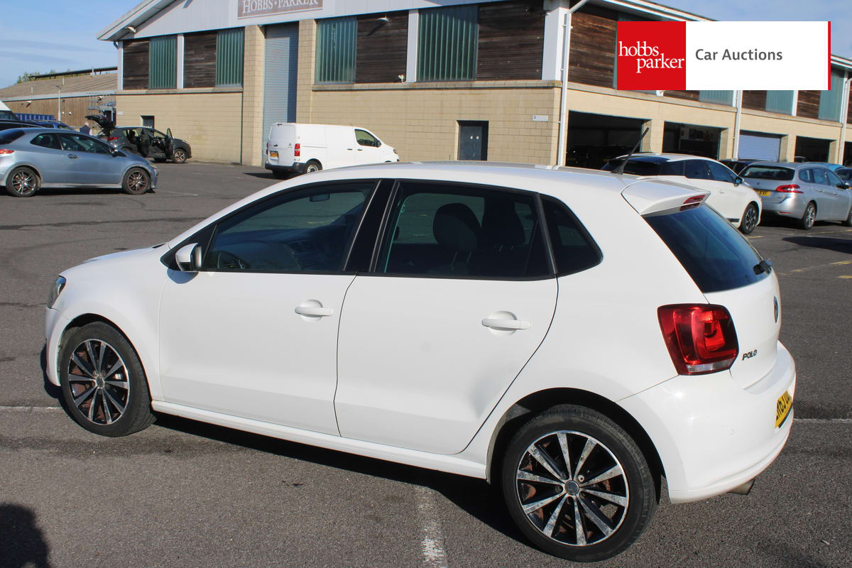 VOLKSWAGEN POLO MATCH EDITION image 5