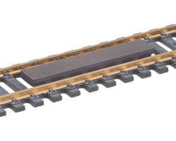 HO Non-Delayed Uncoupler Between Rails photo