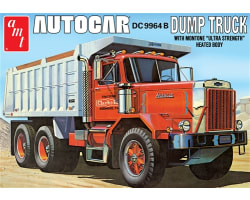 1/25 Autocar Dump Truck photo