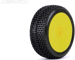 Dirt Slinger 1/8 Buggy Tires Mounted On Yellow Dish Rims Ultra photo