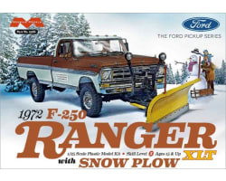 1972 F0RD F-250 4x4 with Snow Plow Plastic Model Kit photo