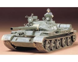 1/35 Russian T-62A Tank Plastic Model photo